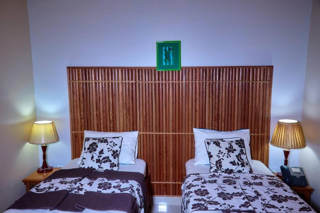 Congress Hotel Yaounde Exterior photo